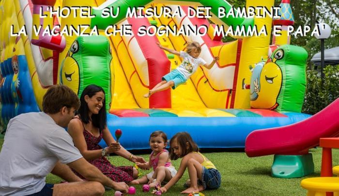 Hotel Helios Riccione Ngoại thất bức ảnh